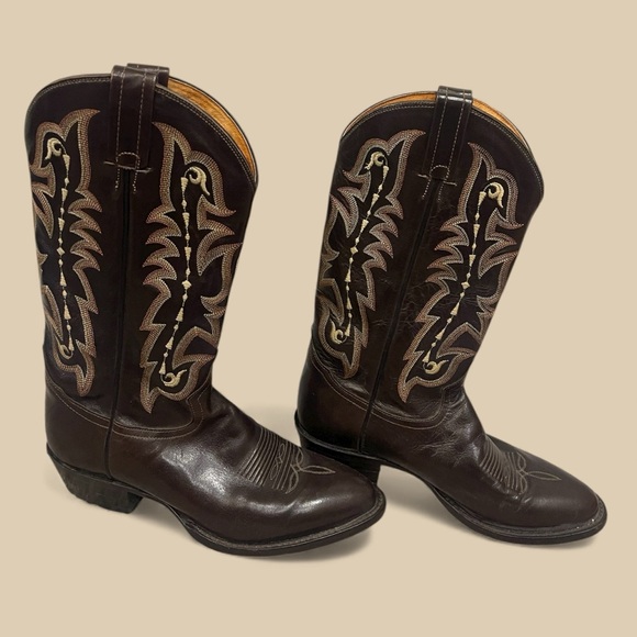 Tony Lama Vintage Brown Leather Western Cowboy Boots - Picture 4 of 7